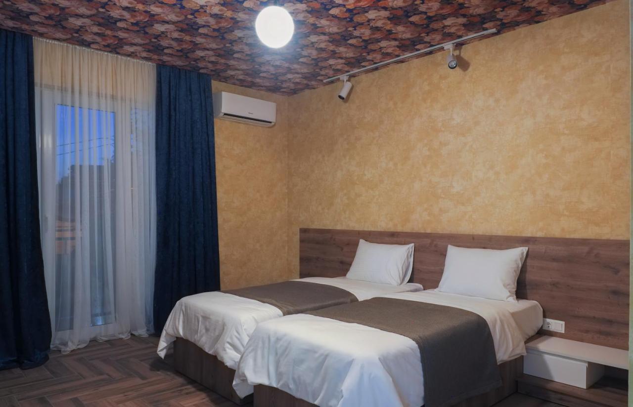 Hotel Banihills Tbilisi Exterior photo